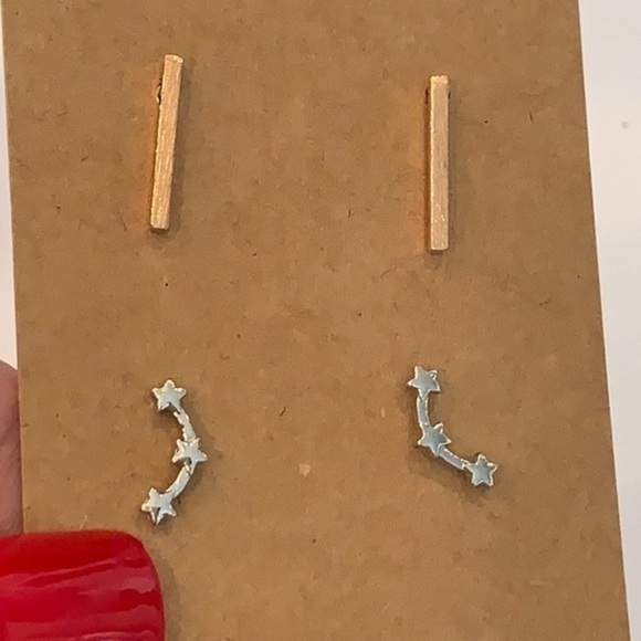 💐5/25 3 pair small delicate pink crystal bar stud - Picture 2 of 8